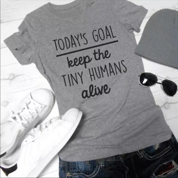 Tops - Cute Grey TShirt💜